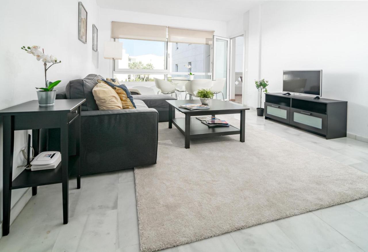 Pr45- Beach Front Apartment Puerto Banus Marbella Eksteriør billede