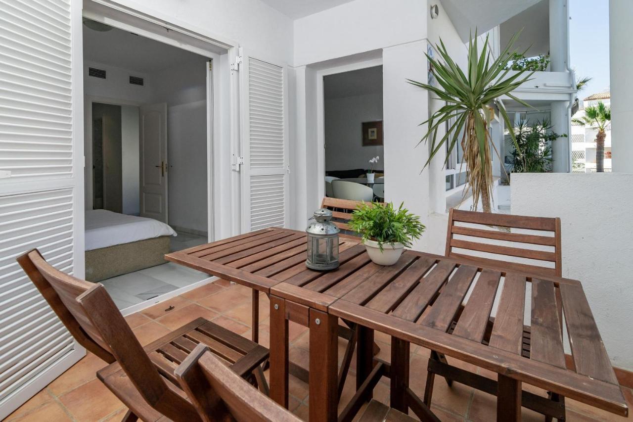 Pr45- Beach Front Apartment Puerto Banus Marbella Eksteriør billede